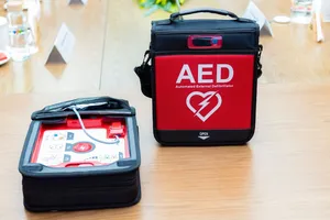 Tin vui: Việt Nam sẽ đặt máy khử rung tim tự động trong cộng đồng