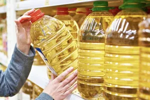 Hưng Yên: Phát hiện loạt sản phẩm dầu thực vật giả