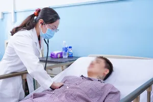 Vụ 235 người ngộ độc sau ăn bánh mì: Bộ Y tế yêu cầu truy xuất nguồn gốc thực phẩm