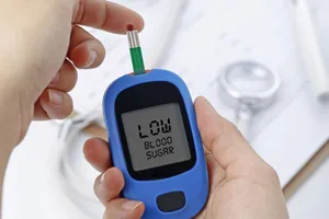 Người bệnh tiểu đường nên làm gì khi hạ đường huyết?