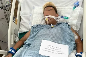 Nam thanh niên 17 tuổi tổn thương phổi nặng vì hút thuốc lá điện tử chứa ma túy