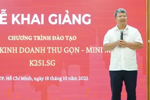 Giáo sư trẻ nhất năm 2025: Nhà khoa học 8X nổi bật của ngành kinh tế