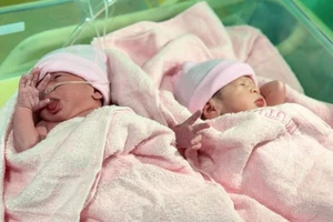 Bộ trưởng Bộ Y tế: Áp lực chi phí, nhà ở khiến người trẻ sinh ít con, thậm chí không sinh