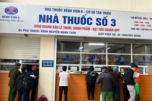 Cử tri: Bệnh nhân ung thư nhiều, thuốc đặc trị được BHYT thanh toán còn rất ít