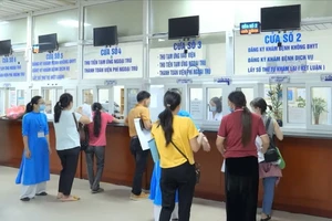 Cử tri: Thuốc cần thì thiếu, thuốc không hiệu quả thì phát nhiều