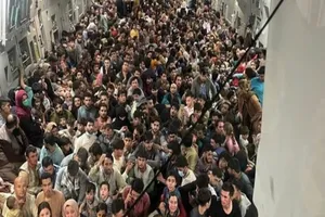 Hơn 600 người chen chúc trên máy bay Mỹ di tản khỏi Afghanistan. Ảnh: REUTERS/DEFENSE ONE