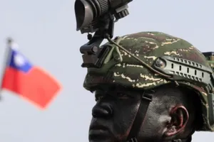 Một thành viên của lực lượng phòng vệ Đài Loan. Ảnh: AGENCIES