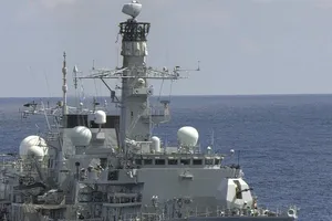 Tàu HMS Richmond. Ảnh: AFP