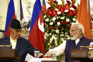 Thủ tướng Nepal Sher Bahadur Deuba và Thủ tướng Ấn Độ Narendra Modi. Ảnh: Manish Swarup/AP