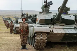 Binh sĩ Trung Quốc tham gia tập trận chung Vostok-2018. Ảnh: TASS