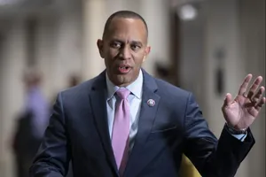 Nghị sĩ Hakeem Jeffries trở thành tân lãnh đạo đảng Dân chủ tại Hạ viện Mỹ. Ảnh: J. Scott Applewhite/AP