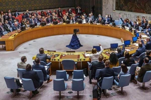 Nga và Mỹ đổ lỗi nhau không quan tâm hòa đàm Ukraine, tại cuộc họp của HĐBA LHQ. Ảnh: Bebeto Matthews/AP