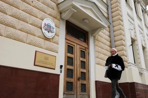 Đại sứ quán Latvia tại Nga. Ảnh: Anton Novoderezhkin/TASS