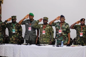 Đảo chính Niger: ECOWAS chốt ngày can thiệp quân sự, Mali và Burkina Faso điều máy bay chiến đấu tới
