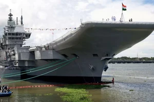 Trung-Ấn tăng tốc cuộc đua tàu sân bay