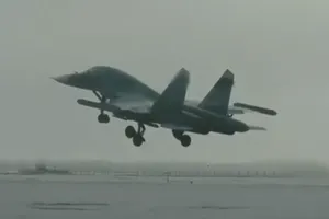 VIDEO: Su-34 Nga xuất kích, dội mưa bom xuống mục tiêu Ukraine