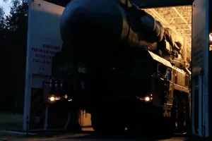 VIDEO: Quân đội Nga triển khai tên lửa Yars - ‘con trai quỷ Satan'