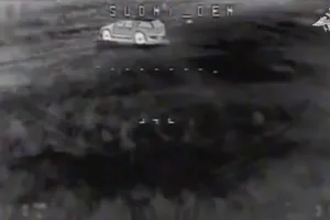 VIDEO: UAV Nga tấn công thiết giáp Ukraine tại tỉnh Kursk 