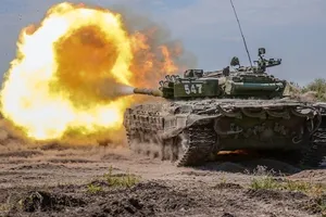 Thấy gì từ việc Ấn Độ đặt hàng động cơ tiên tiến của Nga cho xe tăng T-72?