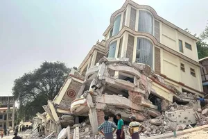 Động đất Myanmar: Đã gần 700 người chết, gần 1.700 người bị thương