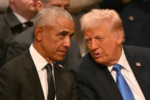 Ông Trump nói 'rất muốn' đấu với ông Obama nếu được phép tranh cử nhiệm kỳ ba