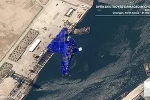 Triều Tiên bắt 3 quan chức sau sự cố hạ thuỷ tàu chiến