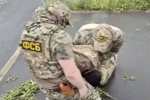 VIDEO: Đặc vụ Nga bắt nghi phạm thân Ukraine, phá âm mưu ám sát tổng giám đốc doanh nghiệp quốc phòng