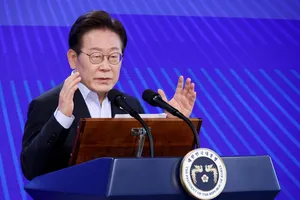 Tổng thống Hàn Quốc vạch 3 bước để phi hạt nhân hóa bán đảo Triều Tiên