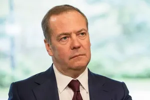 Ông Medvedev cảnh báo gắt ý tưởng NATO bắn UAV Nga trên không phận Ukraine