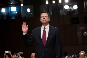 Cựu giám đốc FBI James Comey bị truy tố hình sự