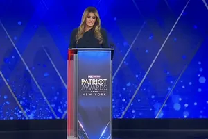 Bà Melania Trump nhận giải ‘Người yêu nước của năm’