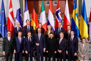 Ukraine từ bỏ tham vọng NATO, phương Tây có ‘tấm khiên’ nào bảo vệ Kiev?