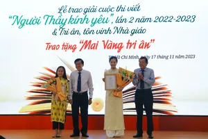 Cô bé lớp 6 viết về thầy đoạt giải "Người Thầy kính yêu" lần 2