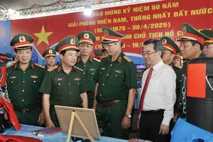 Lãnh đạo Bộ Quốc phòng, Quân khu 7, TP.HCM dự Lễ ra quân huấn luyện 2025 