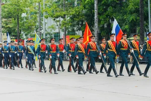 Quân nhân Nga, Trung Quốc, Lào, Campuchia tham gia tổng duyệt diễu binh, diễu hành Quốc khánh 2-9