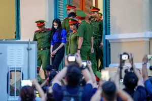 Toàn cảnh phiên xét xử hoa hậu Thùy Tiên, Quang Linh Vlogs, Hằng Du Mục