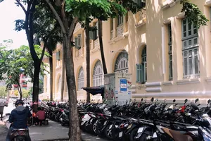 Cần chấm dứt tình trạng gửi xe “bất đắc dĩ”