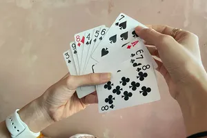 Đánh bài ngày Tết 5-10 ngàn đồng có bị truy cứu trách nhiệm hình sự?