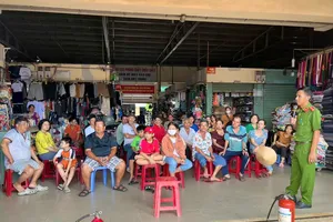 Phòng cháy chữa cháy tại chợ: Chủ động để không 'mất bò mới lo làm chuồng'