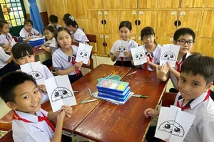 Đề xuất tăng mức hỗ trợ BHYT học sinh: Phụ huynh vui mừng!