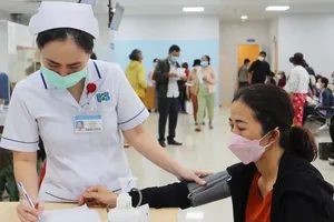 Sau ốm đau, người lao động được nghỉ thêm và nhận trợ cấp ra sao?