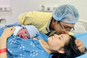 Vợ không tham gia BHXH, khi sinh mổ người chồng có được hưởng chế độ thai sản?