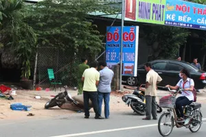 Bị phá tài sản, vợ đâm chết chồng cũ