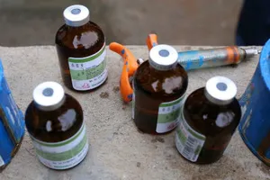 Xử phạt người tiêm thuốc ‘có nguy cơ gây ung thư tủy’ vào heo