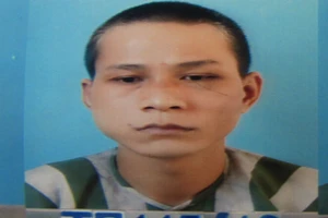 Trai giả gái xinh lấy clip 'nóng' tống tiền bạn chát