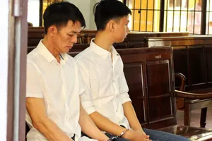 Hai cha con vào tù vì tội giết người