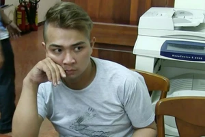 Đề nghị truy tố kẻ giả giọng quan chức lừa doanh nghiệp