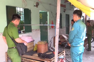 Bình Dương: Nổ hầm cầu, 4 người trong gia đình bất động