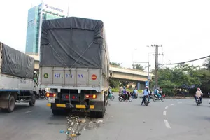 1 phụ nữ chết thảm tại ngã tư ‘tử thần’ Đồng Nai