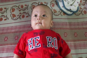 Bé trai 3 tháng tuổi bị bỏ rơi gần nhà thờ ở Đồng Nai